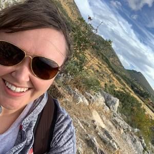 Meet your Posher, Liz